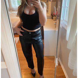 LEVI'S Faux Leather Ribcage Straight, Size 27